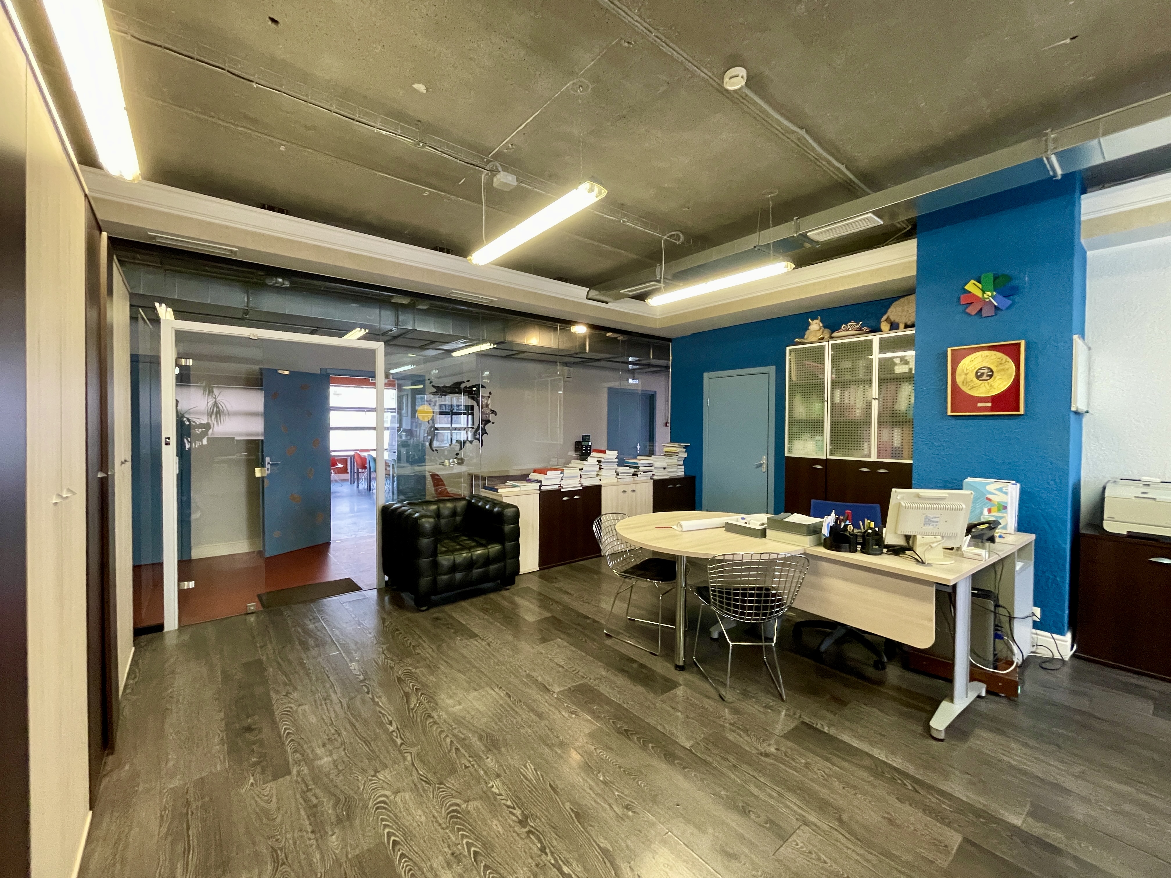 Gallery photo
