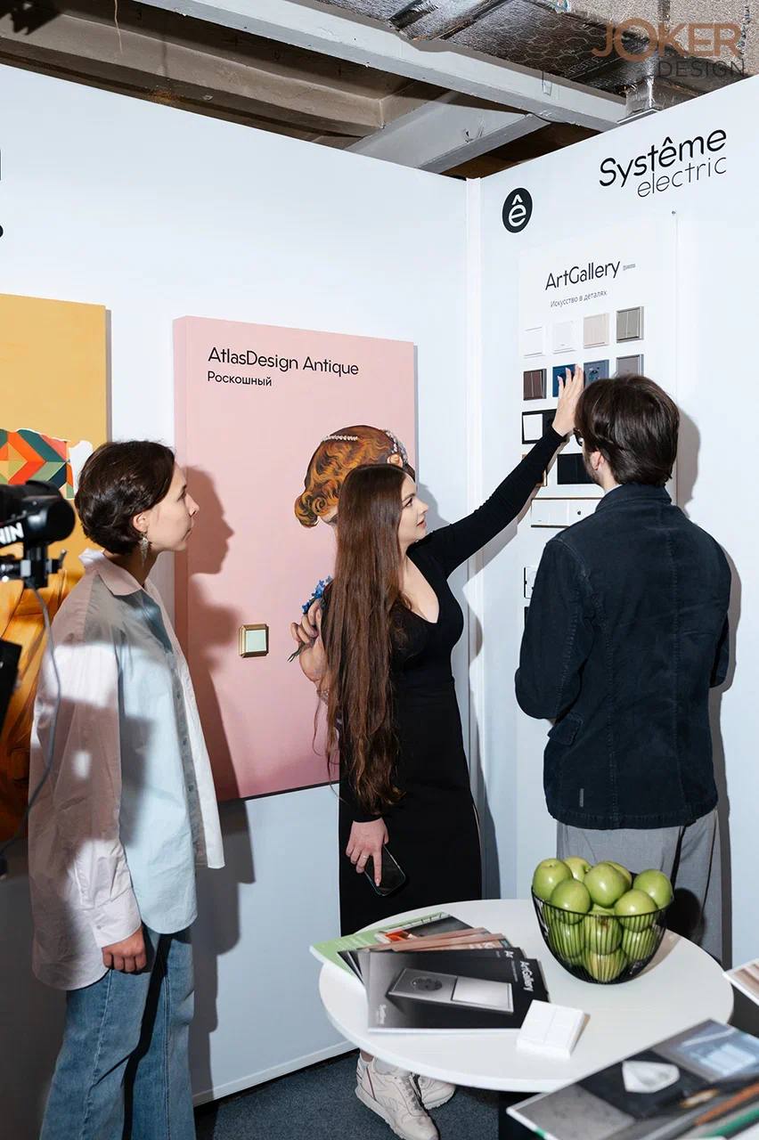 Gallery photo