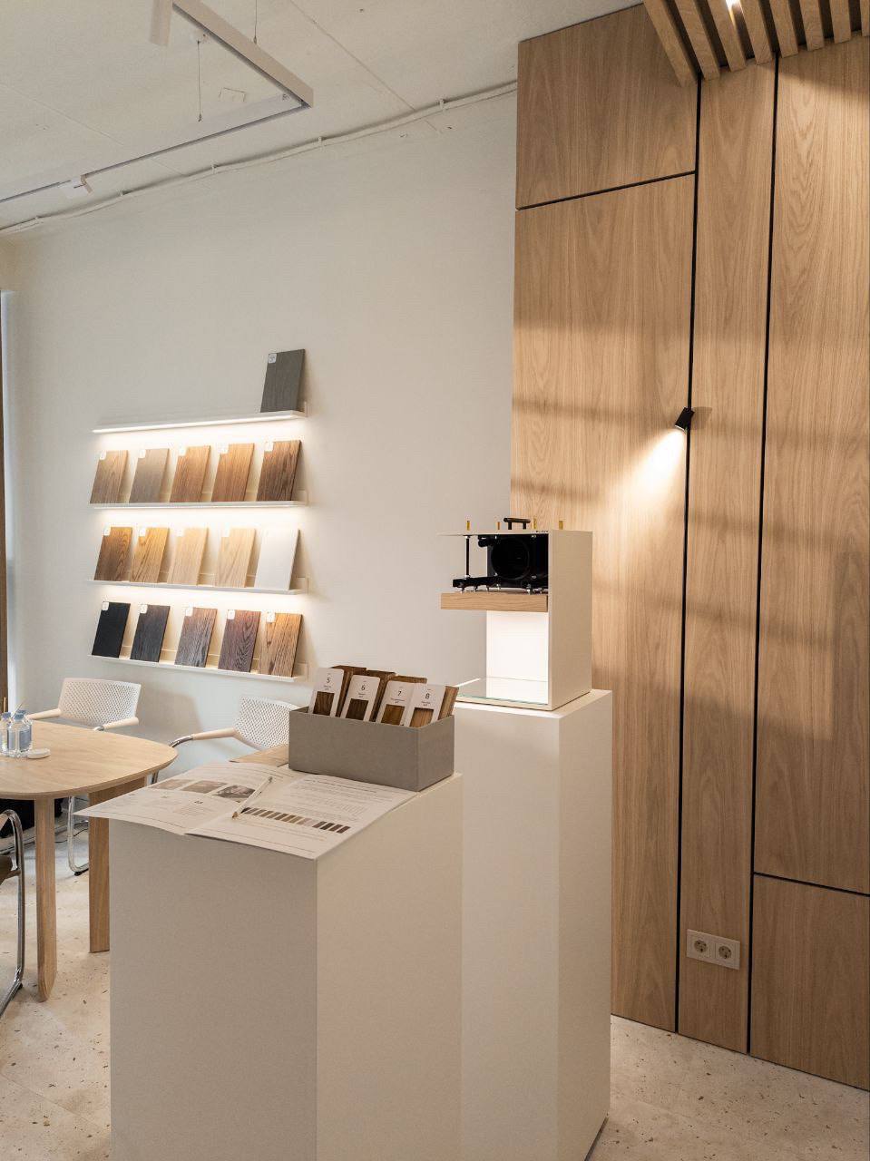 Gallery photo
