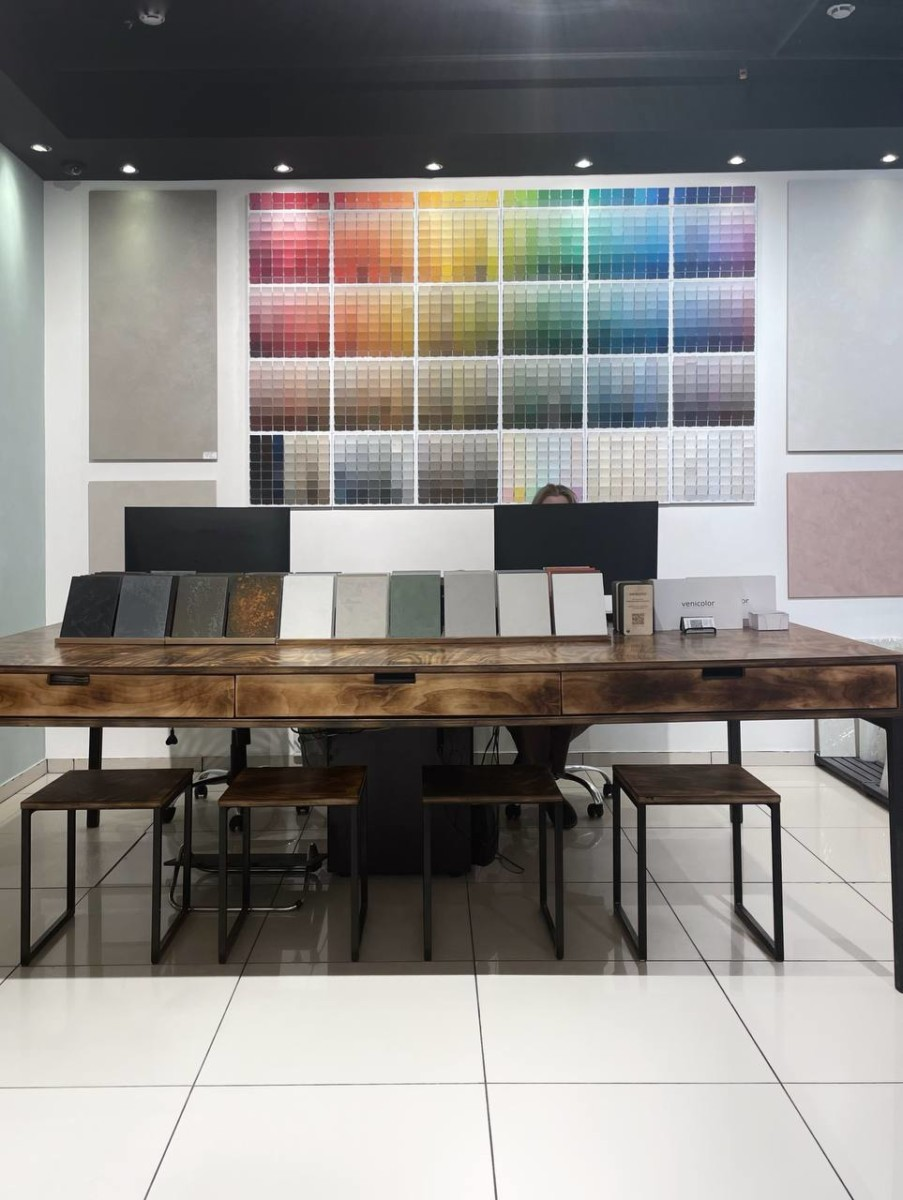 Gallery photo