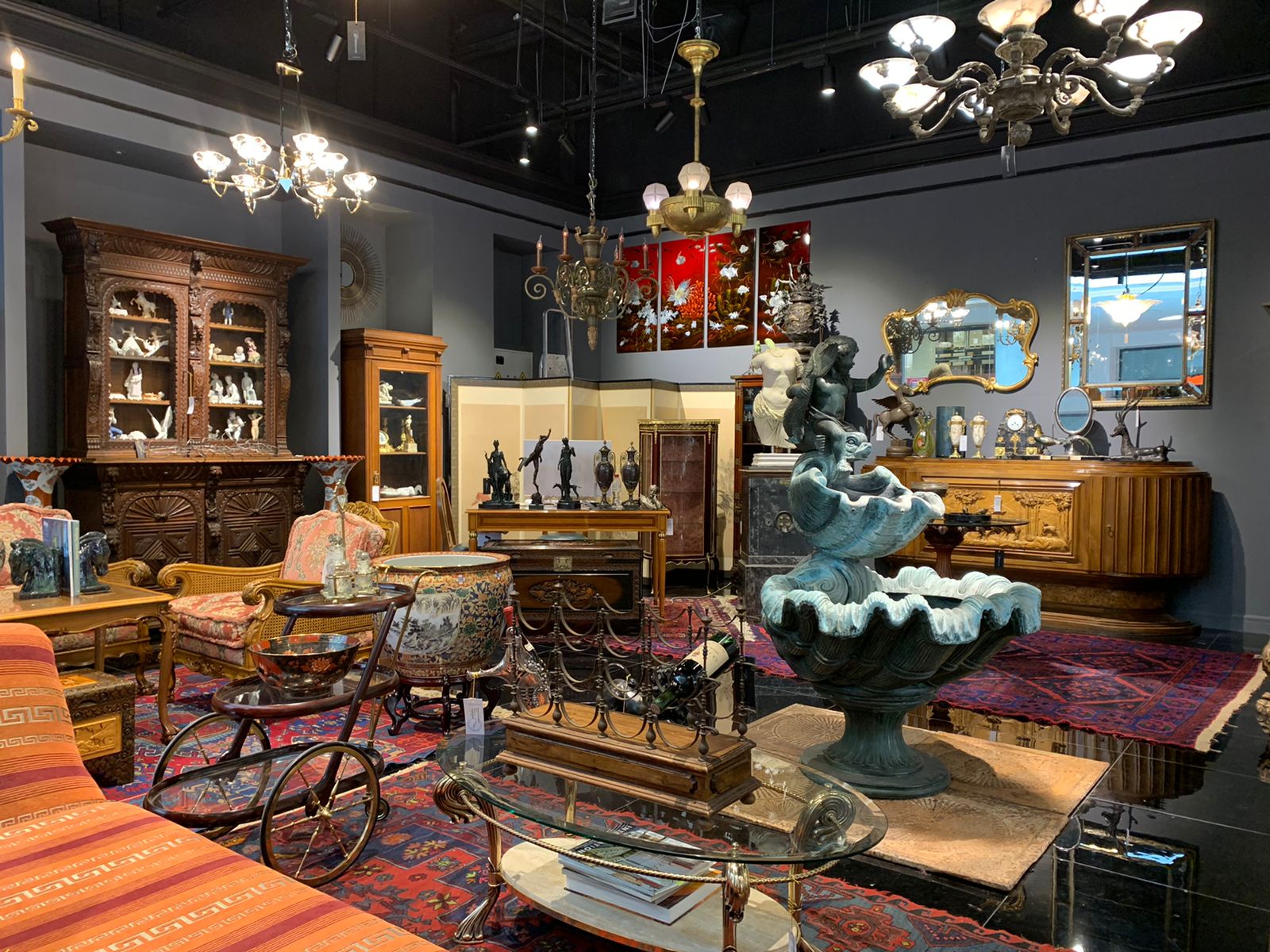 Gallery photo