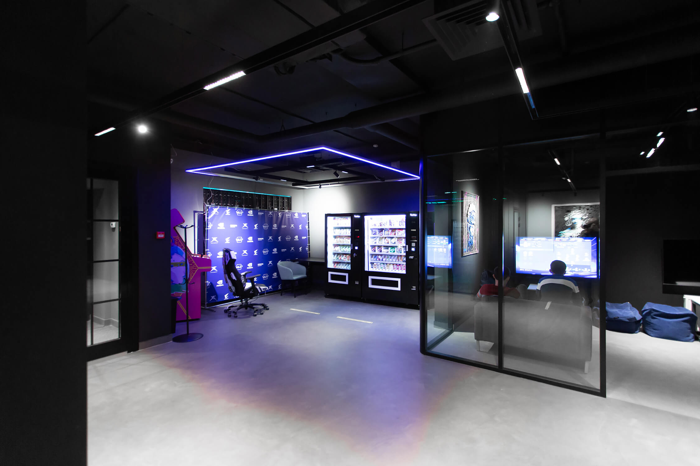 Gallery photo