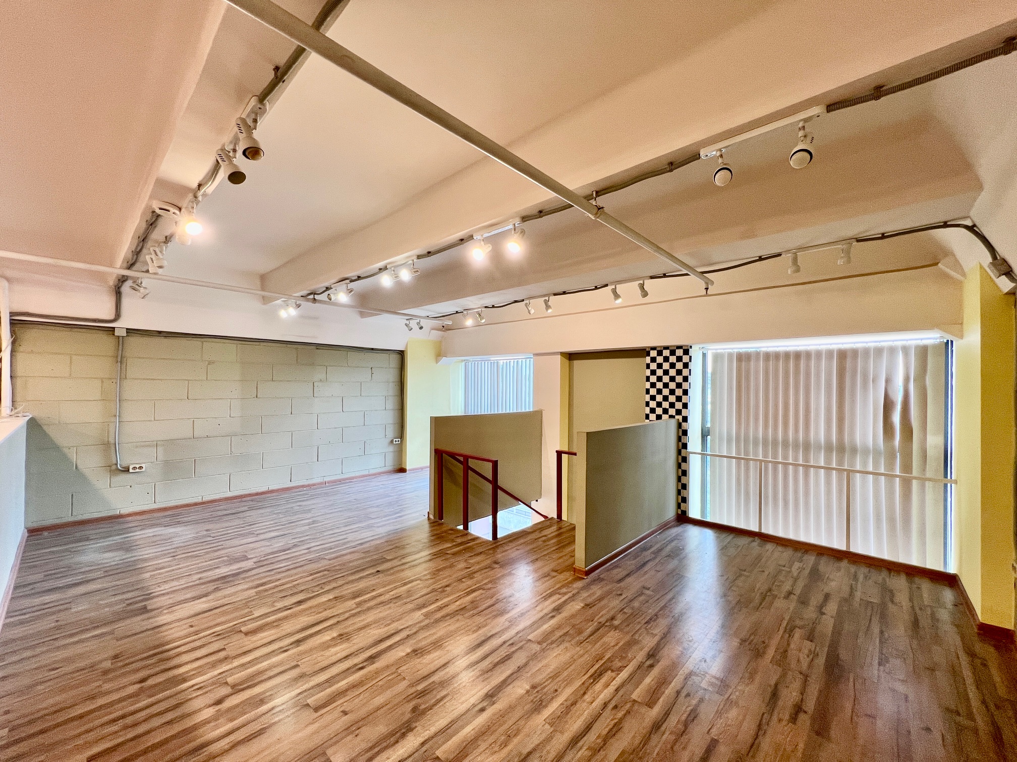 Gallery image
