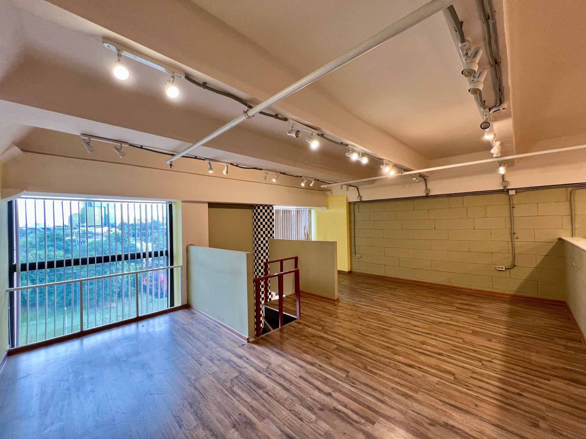 Gallery image