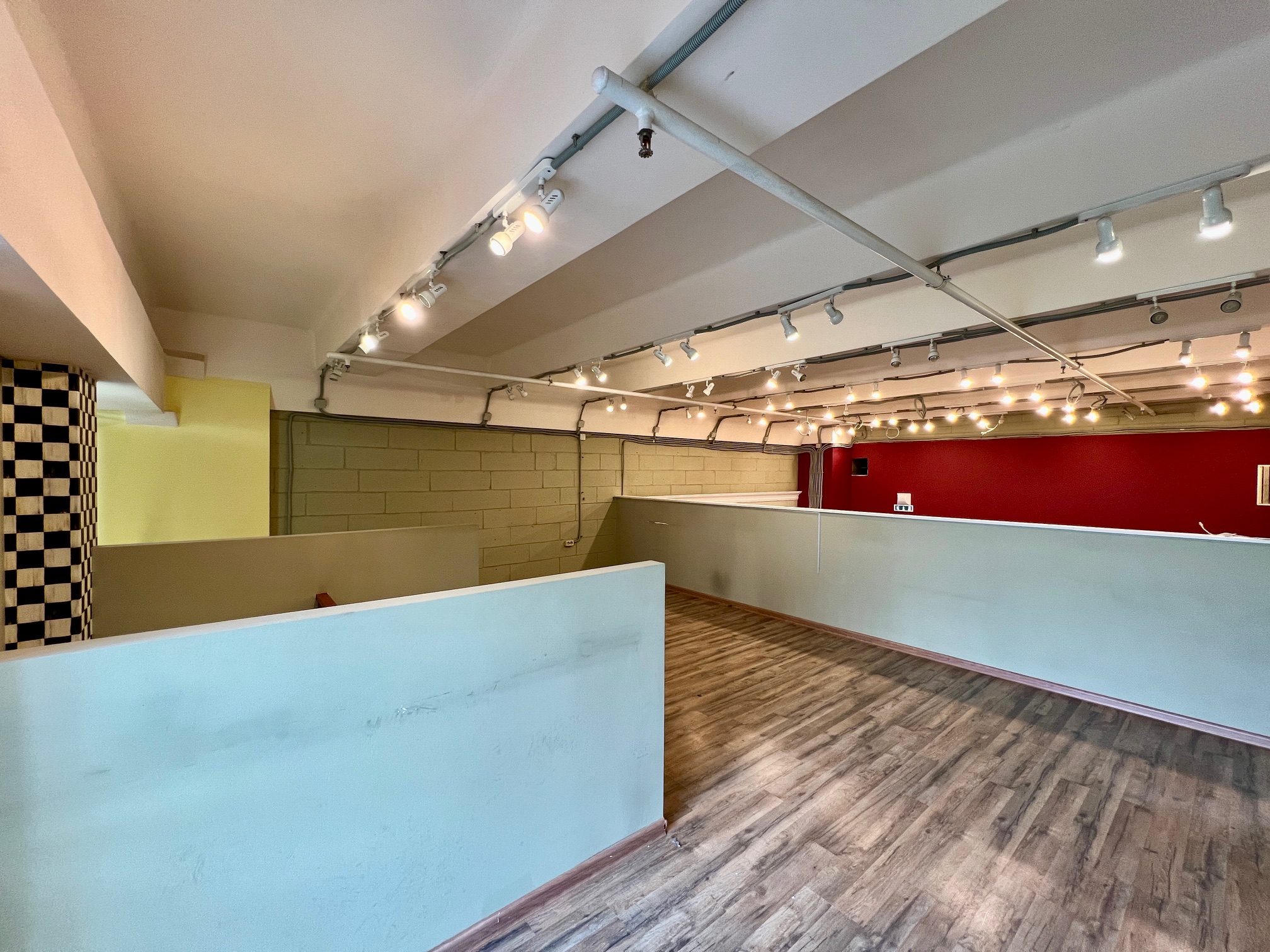 Gallery image