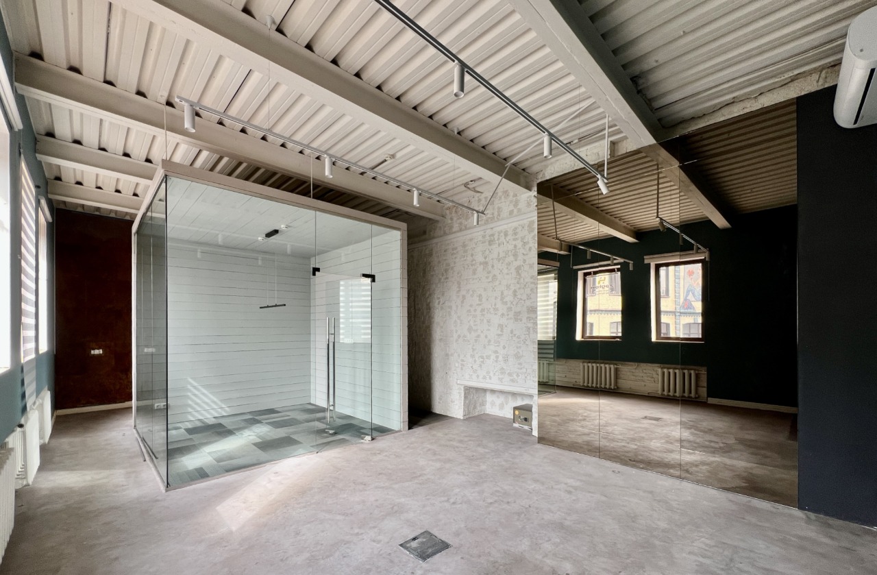 Gallery image