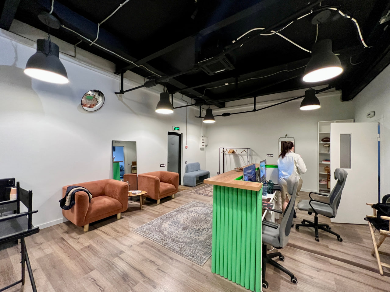 Gallery image