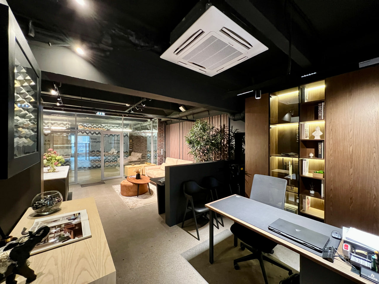 Gallery image