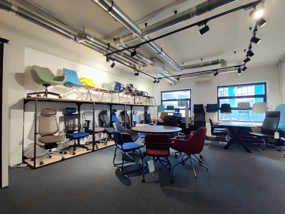 Gallery image